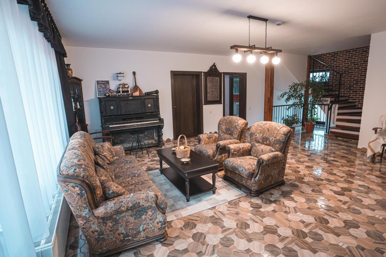 Casa Danei Hotel Брашов Екстериор снимка